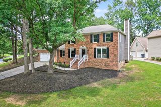 4619 Villa Chase NE Drive, Marietta, GA 30068