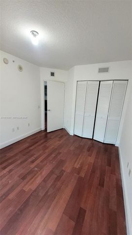 41 SE 5th St 709, Miami, FL 33131