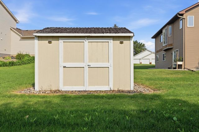 1114 Hidden Creek Boulevard, Mayer, MN 55360