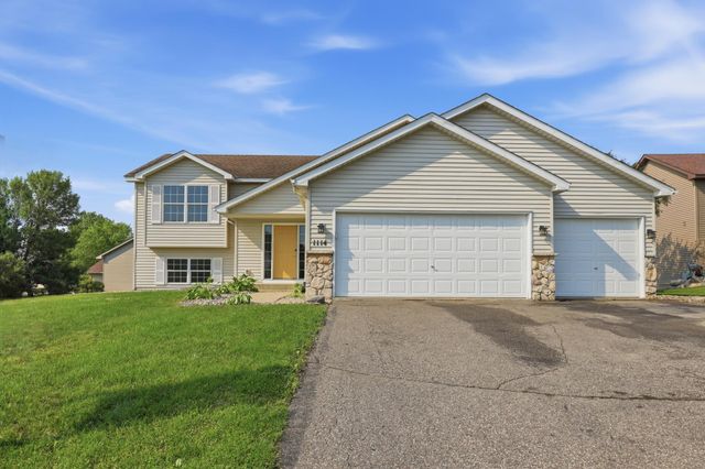 1114 Hidden Creek Boulevard, Mayer, MN 55360