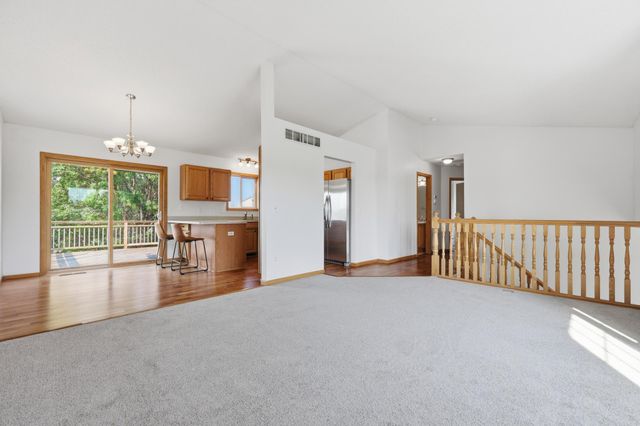1114 Hidden Creek Boulevard, Mayer, MN 55360