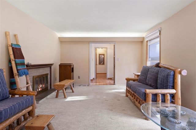 2399 Vista Drive, Larkspur, CO 80118