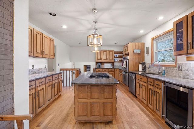 2399 Vista Drive, Larkspur, CO 80118