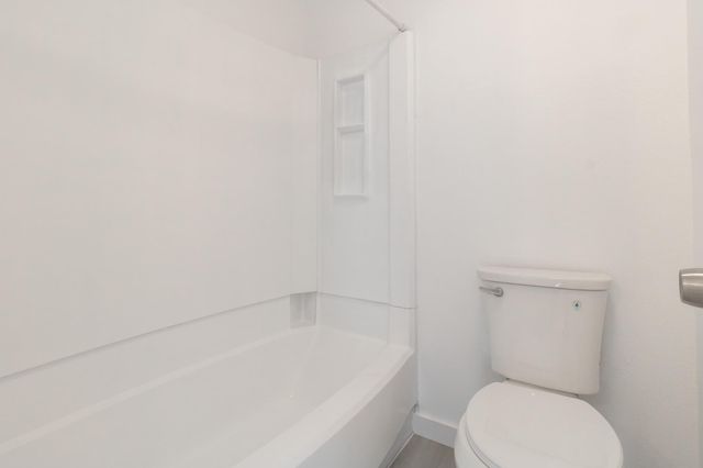 11901 Bob White Drive 16-842, Houston, TX 77035