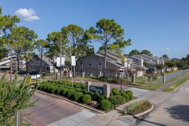11901 Bob White Drive 16-842, Houston, TX 77035