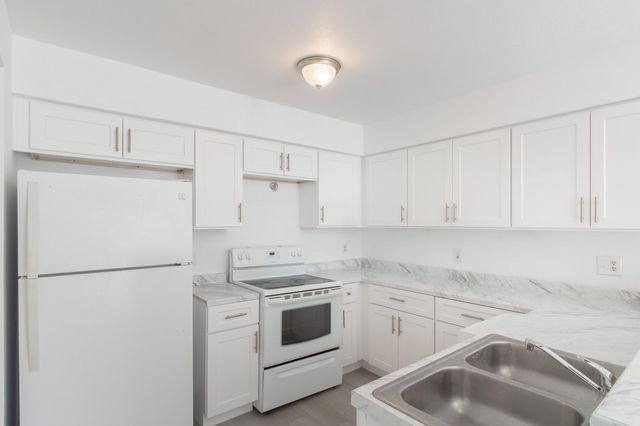 11901 Bob White Drive 16-842, Houston, TX 77035
