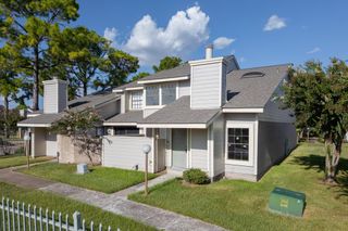 11901 Bob White Drive 16-842, Houston, TX 77035
