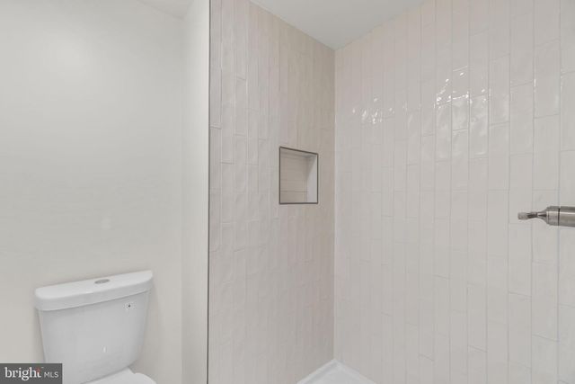 8039 HOLLOW REED CT, Frederick, MD 21701