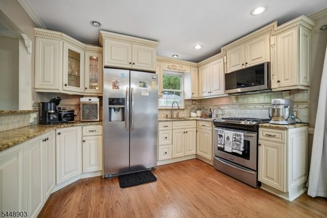 48 Merkel Dr, Bloomfield Twp., NJ 07003