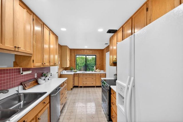 1545 Alison Avenue, Mountain View, CA 94040