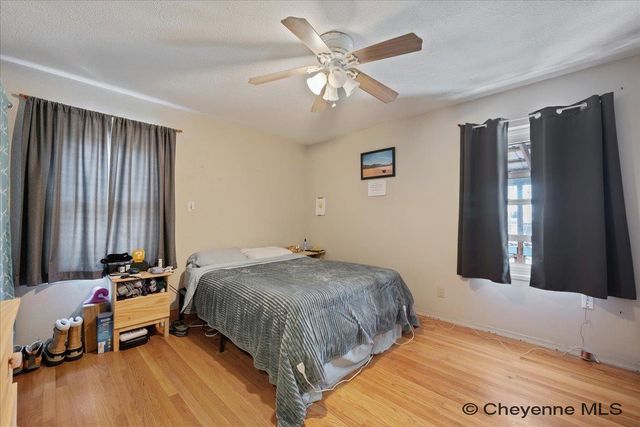 627 CREIGHTON ST, Cheyenne, WY 82009