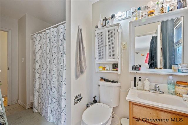 627 CREIGHTON ST, Cheyenne, WY 82009