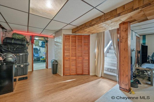 627 CREIGHTON ST, Cheyenne, WY 82009