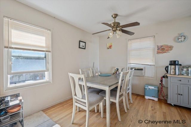 627 CREIGHTON ST, Cheyenne, WY 82009