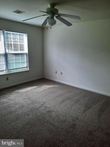 117 CARDINAL LN, Hummelstown, PA 17036