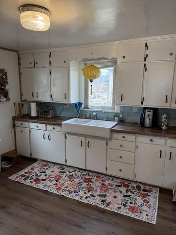 305 Carroll Street, Mankato, MN 56001