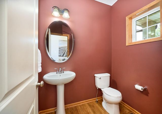 9918 Scott Avenue N, Brooklyn Park, MN 55443