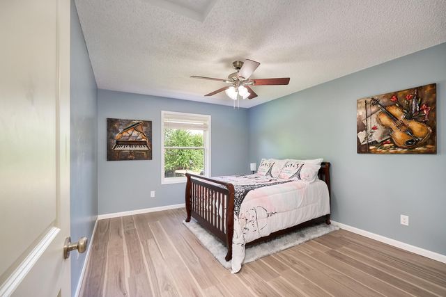9918 Scott Avenue N, Brooklyn Park, MN 55443