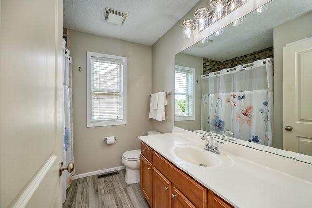 9918 Scott Avenue N, Brooklyn Park, MN 55443