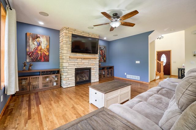 9918 Scott Avenue N, Brooklyn Park, MN 55443