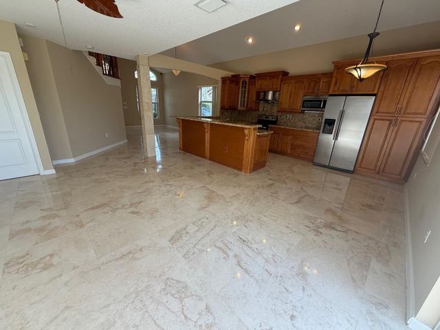 360 NW 115th Way, Coral Springs, FL 33071