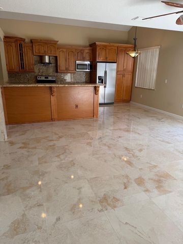 360 NW 115th Way, Coral Springs, FL 33071