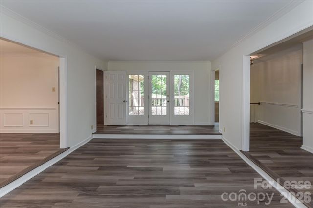 2630 Fernbank Drive, Charlotte, NC 28226