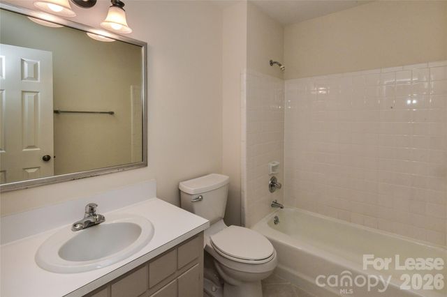 2630 Fernbank Drive, Charlotte, NC 28226