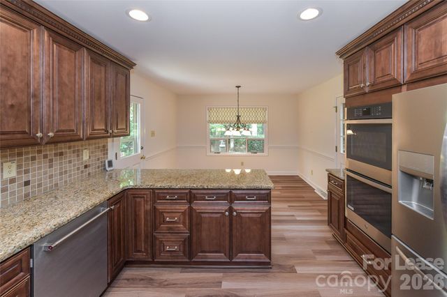 2630 Fernbank Drive, Charlotte, NC 28226