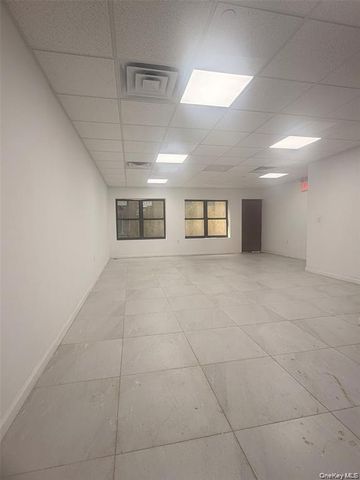 132-25 41 Avenue 5B, Flushing, NY 11354