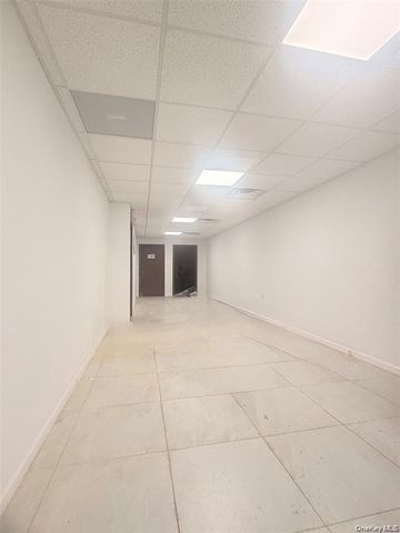 132-25 41 Avenue 5B, Flushing, NY 11354