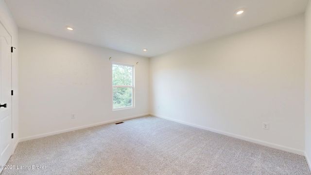 10029 Windcrest Farms Ln, Louisville, KY 40291