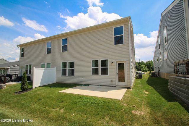 10029 Windcrest Farms Ln, Louisville, KY 40291