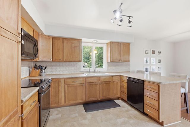 49 14th Avenue SW, New Brighton, MN 55112