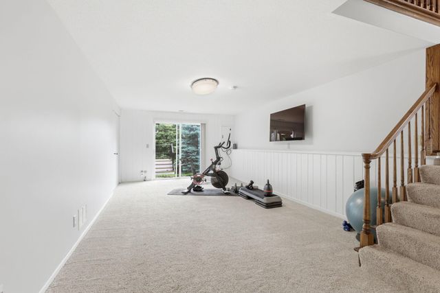 49 14th Avenue SW, New Brighton, MN 55112