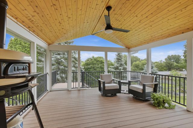 49 14th Avenue SW, New Brighton, MN 55112