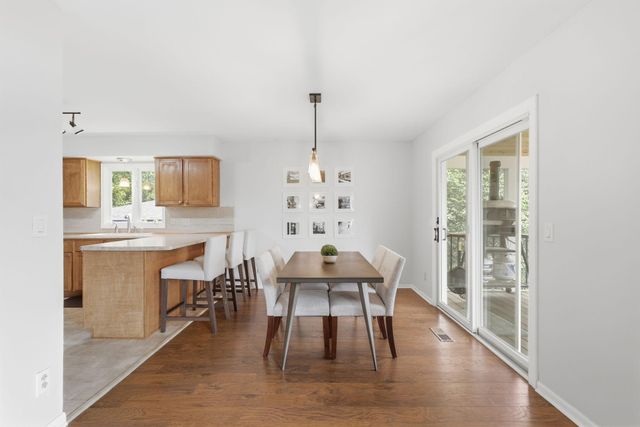 49 14th Avenue SW, New Brighton, MN 55112