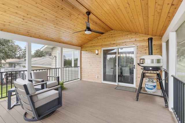 49 14th Avenue SW, New Brighton, MN 55112
