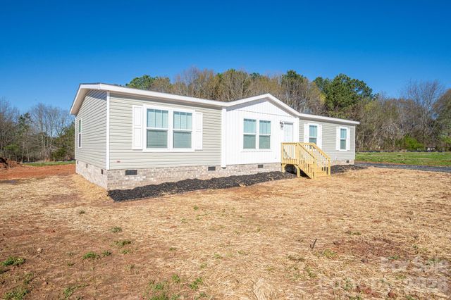 808 W Eagleview Lane, Lawndale, NC 28090