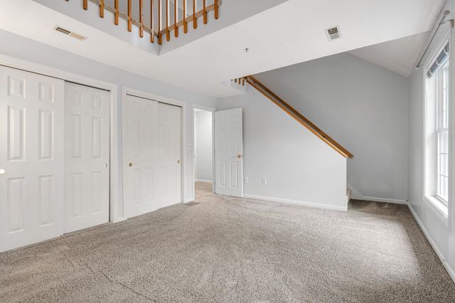 33 Beech Hill Avenue, Manchester, NH 03103