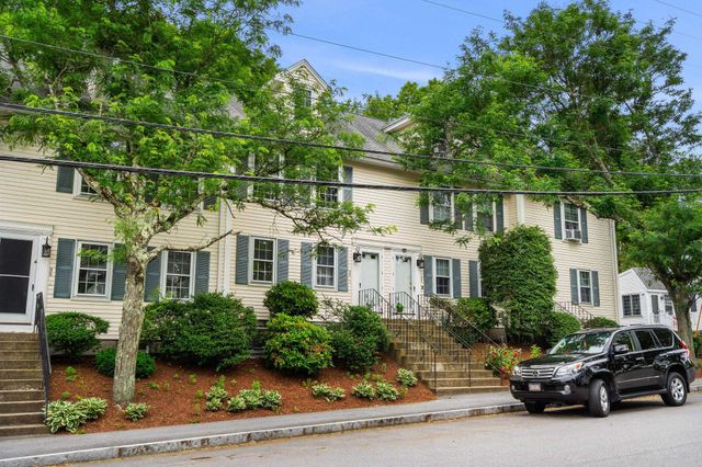 33 Beech Hill Avenue, Manchester, NH 03103
