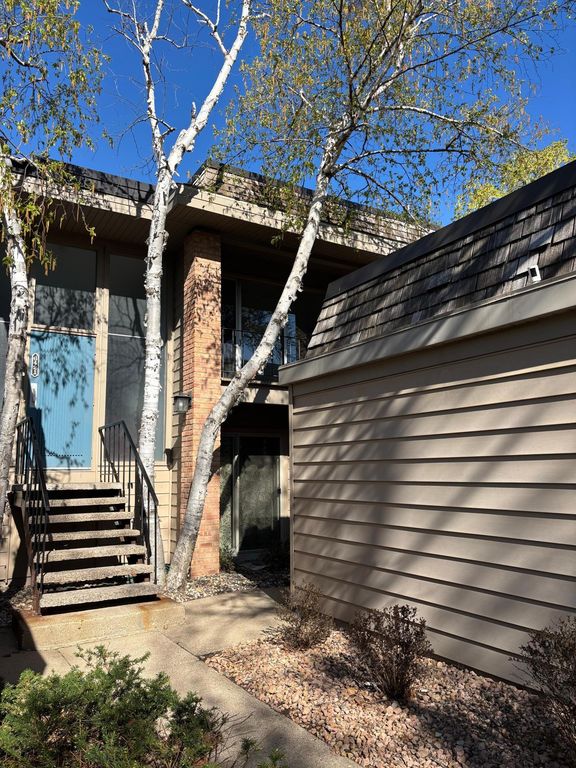 6421 Colony Way 2B, Edina, MN 55435 — exterior
