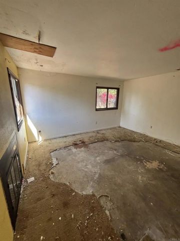 2050 Arboles Place, Escondido, CA 92029