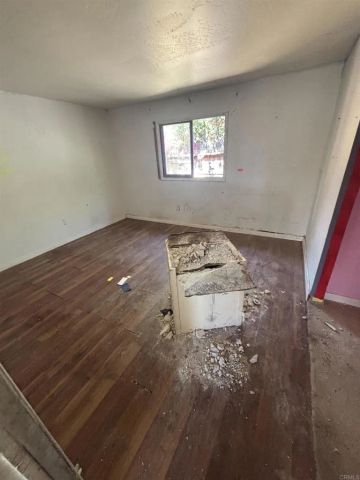 2050 Arboles Place, Escondido, CA 92029