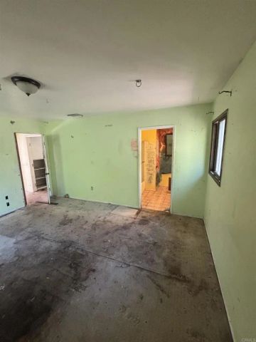 2050 Arboles Place, Escondido, CA 92029