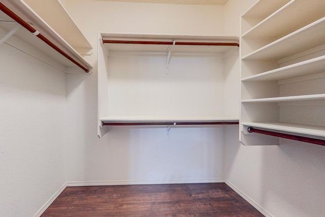 8323 Mock Heather Road NW, Albuquerque, NM 87120