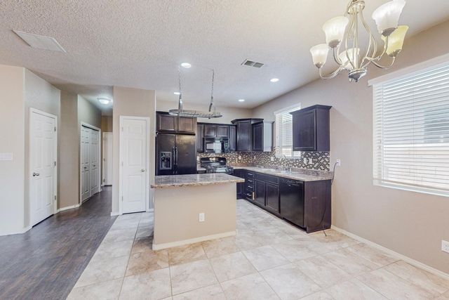8323 Mock Heather Road NW, Albuquerque, NM 87120