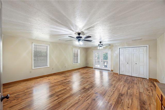 655 Charton Road, Morrilton, AR 72110
