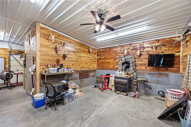 655 Charton Road, Morrilton, AR 72110