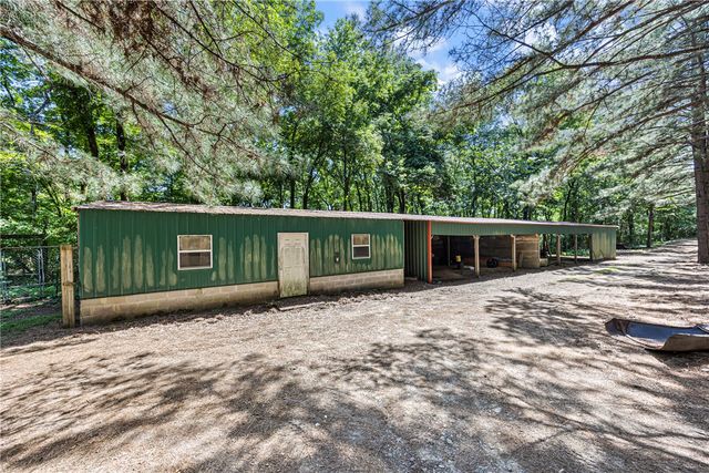 655 Charton Road, Morrilton, AR 72110